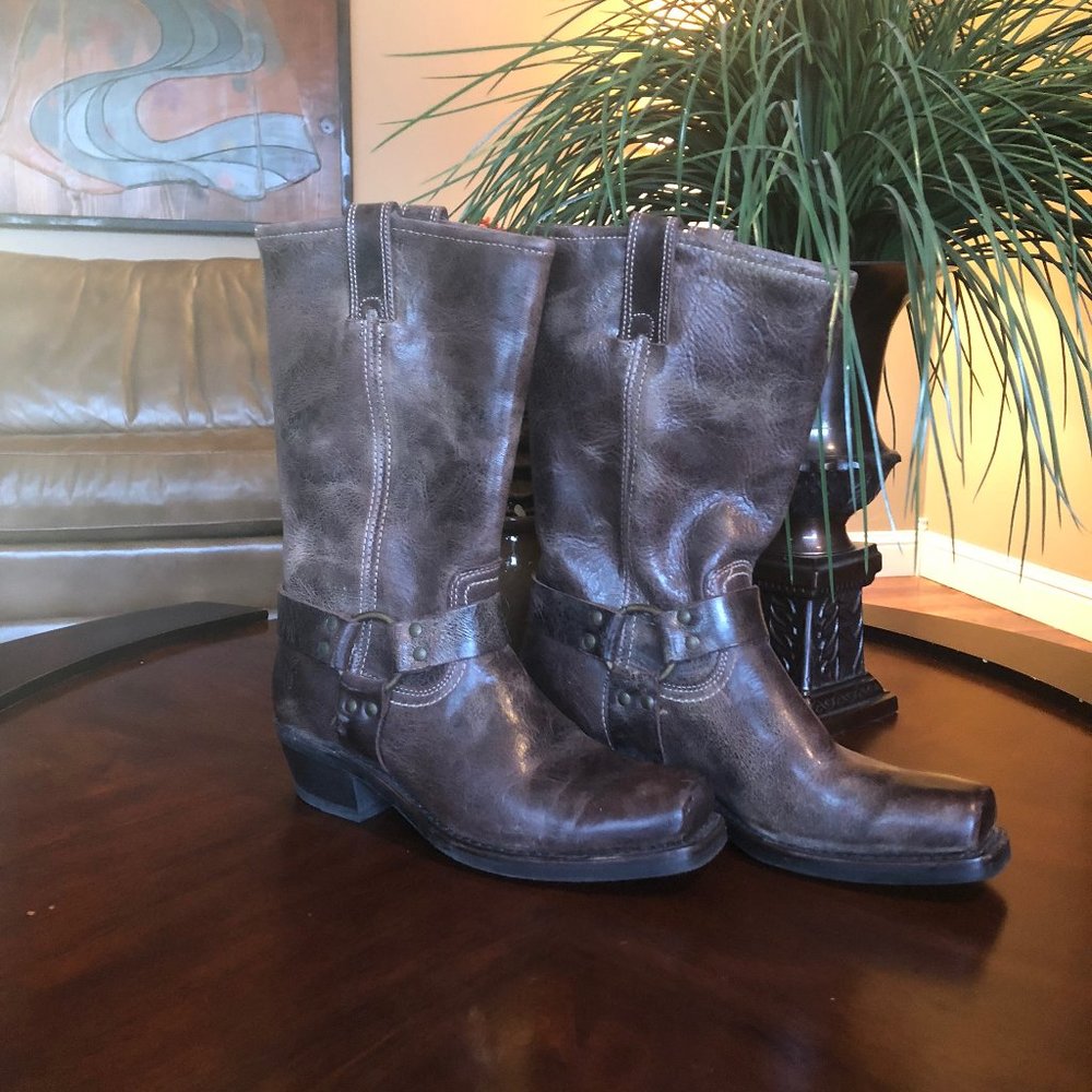 FRYE 12R Womens Harness Boots size 10M